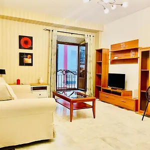 Click Entrecatedrales Apartamento Sevilla